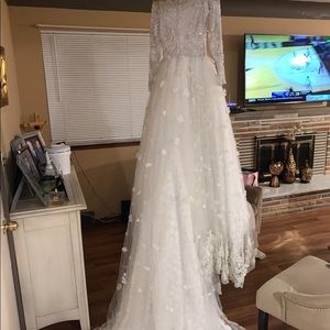 Wedding dress